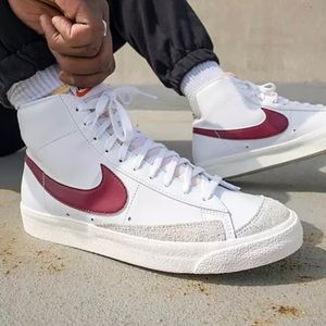 Nike Blazer Mid ‘77 Size 13